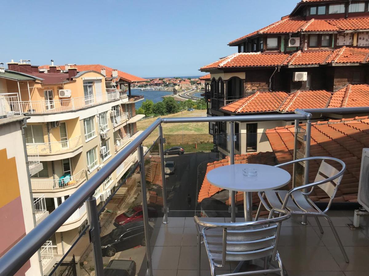 Red House Guest House Nesebar Buitenkant foto